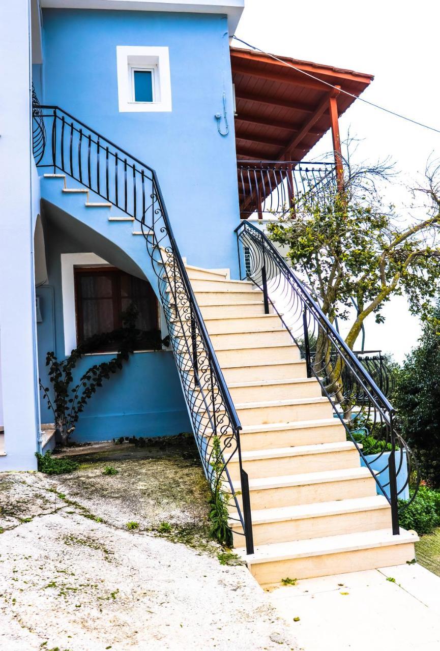 Orizontas Studios & Apartments Svoronata Bagian luar foto
